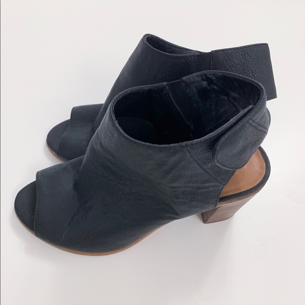 Steve Madden nonstp Sandal size 7.5 black